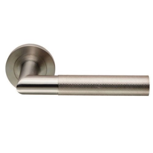 MITRED KNURLED LEVER HANDLE ON ROUND ROSE